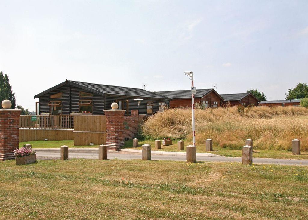 Weston Wood Lodges Melbourne  Kültér fotó